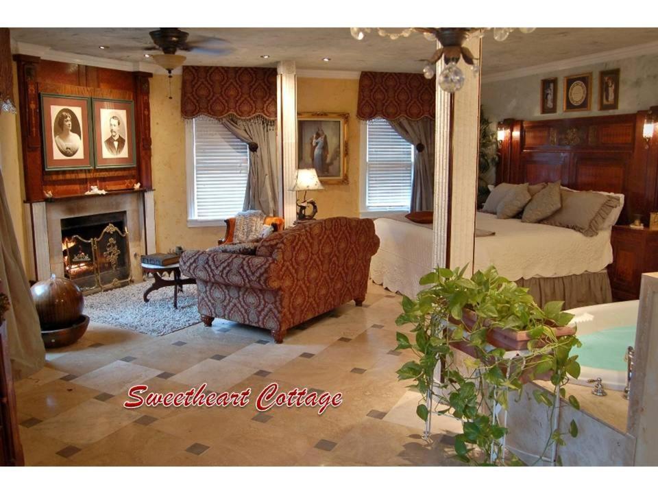 Lockheart Gables Romantic Bed And Breakfast Fort Worth Zewnętrze zdjęcie